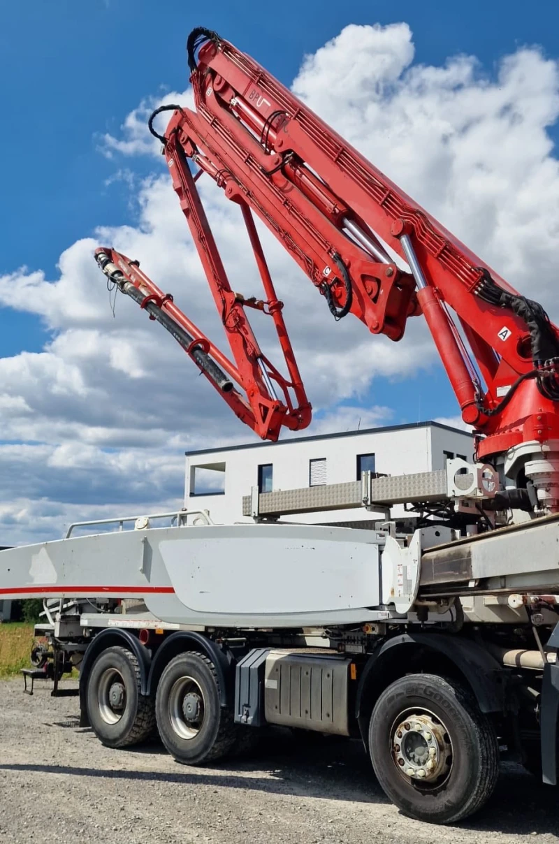 Mercedes-Benz Arocs 3543 LIEBHERR 32Z5 БЕТОН ПОМПА, снимка 10 - Камиони - 53261284