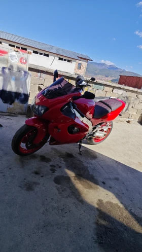 Yamaha YZF-R1 Thunderace, снимка 4