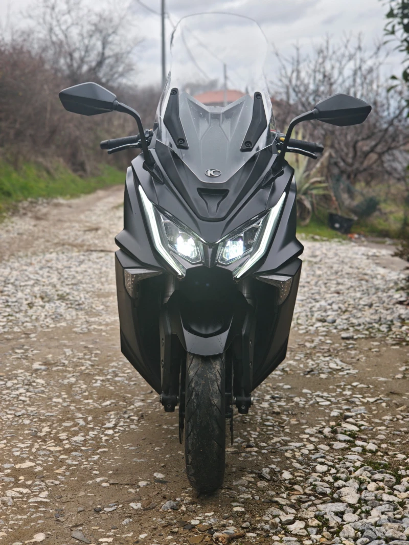 Kymco AK 550