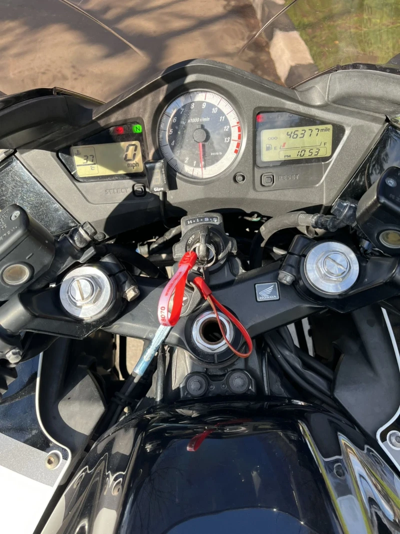 Honda Vfr 800 V-TEC ABS, снимка 8 - Мотоциклети и мототехника - 53407204