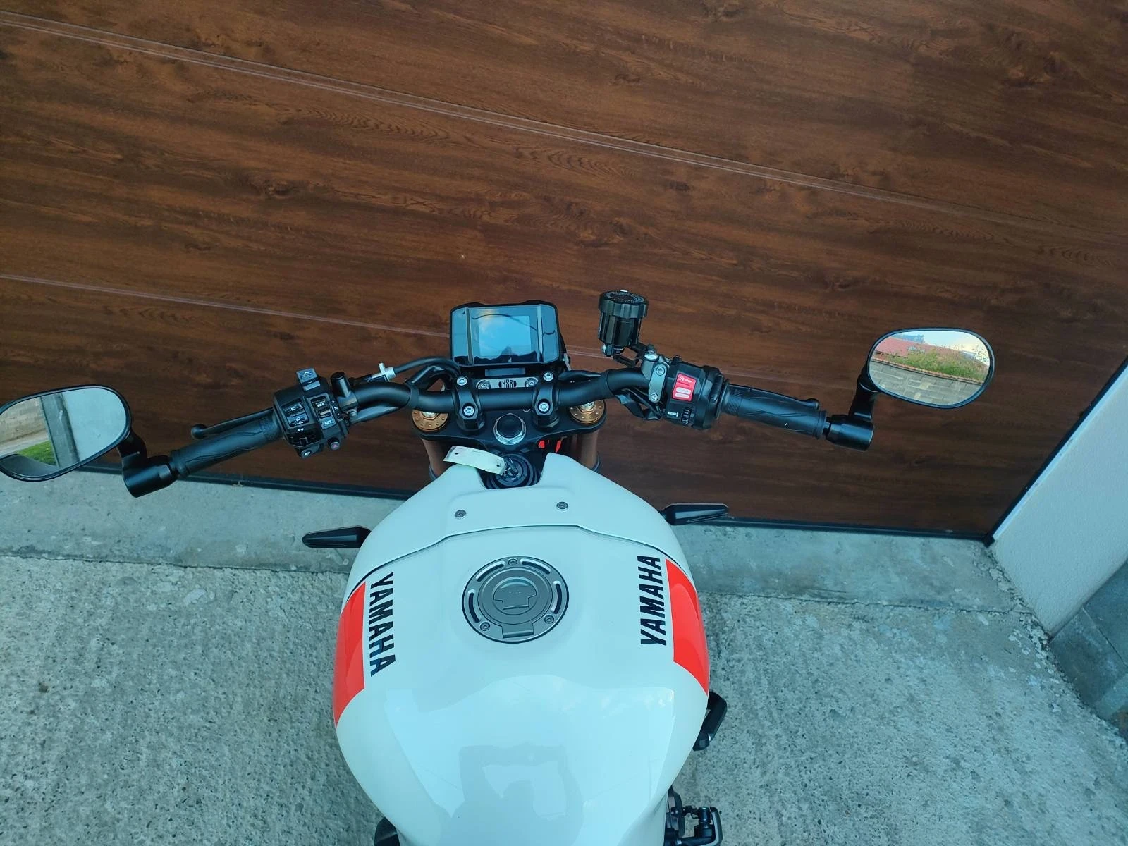 Yamaha XSR900, снимка 5 - Мотоциклети и мототехника - 53881032