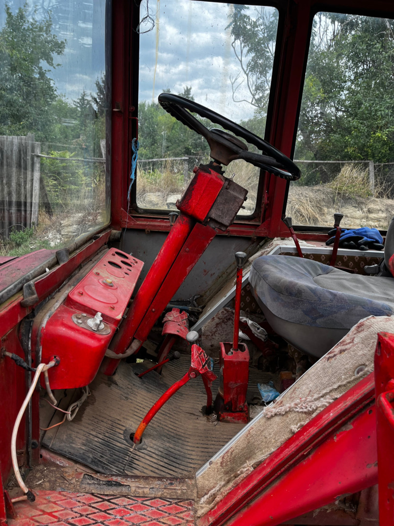 Трактор Владимировец Т25, снимка 4 - Селскостопанска техника - 45479347