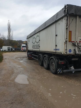 Полуремарке Schmitz Под наем, снимка 4