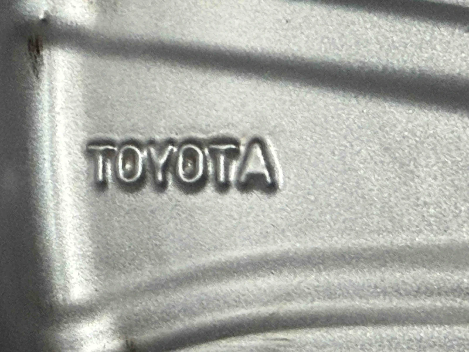 ���� � ������ 185/65R15 �� Toyota | Mobile.bg � ����������� 11