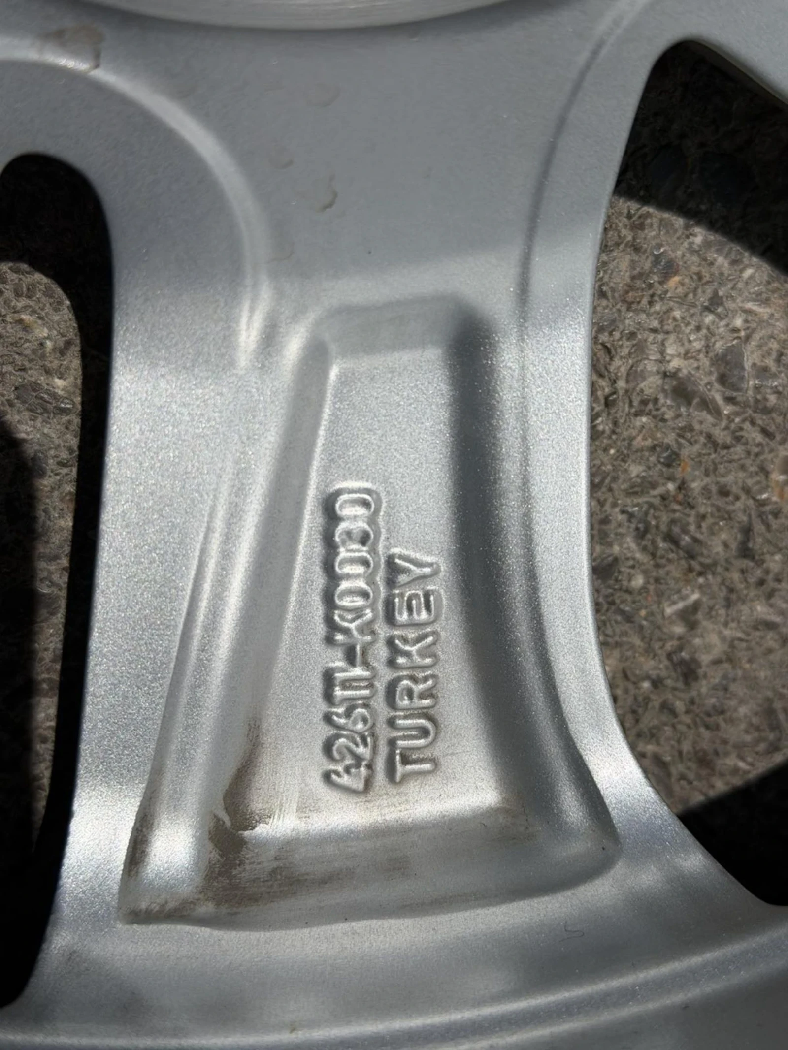 ���� � ������ 185/65R15 �� Toyota | Mobile.bg � ����������� 3