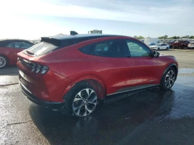Ford Mustang Mach-E Premium, снимка 3