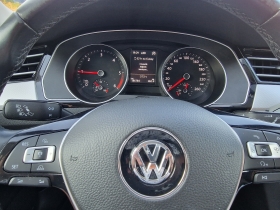 VW Passat 2.0tdi 150k.c. / Keyless Go / Панорама / Масаж , снимка 11