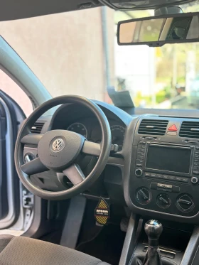 VW Golf 1.9 - 3300 € / 6454.24 лв. - 18666436 12