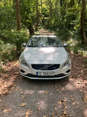 Volvo V60 R disain