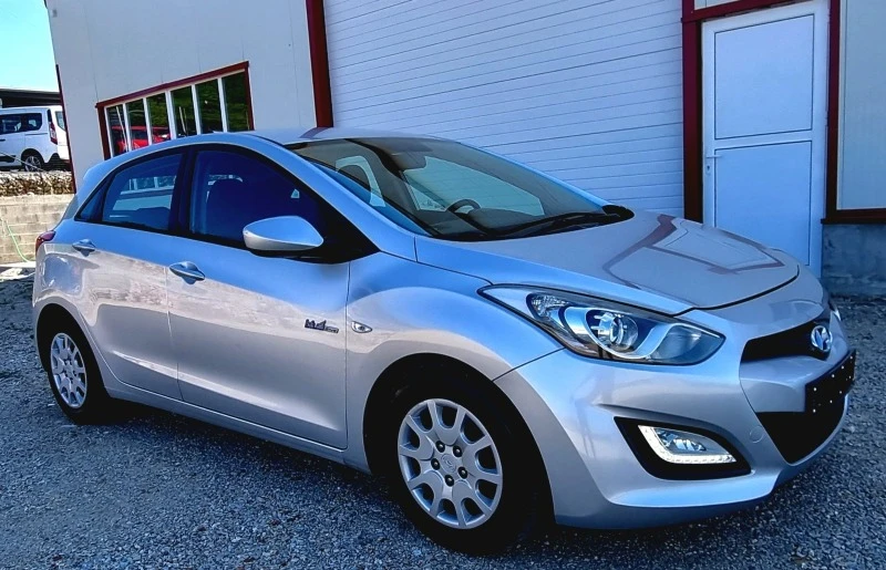 Hyundai I30 1.6 crdi 110к.с., снимка 3 - Автомобили и джипове - 41425451