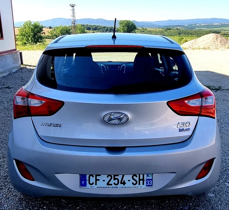 Hyundai I30 1.6 crdi 110к.с., снимка 6 - Автомобили и джипове - 41425451