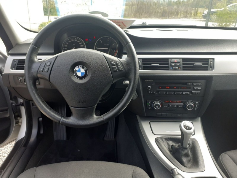 BMW 320 2.0 TDi 177k.c. klimatronik , снимка 15 - Автомобили и джипове - 42219345