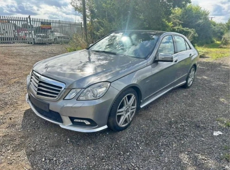 Mercedes-Benz E 350 AMG, снимка 1 - Автомобили и джипове - 45090134