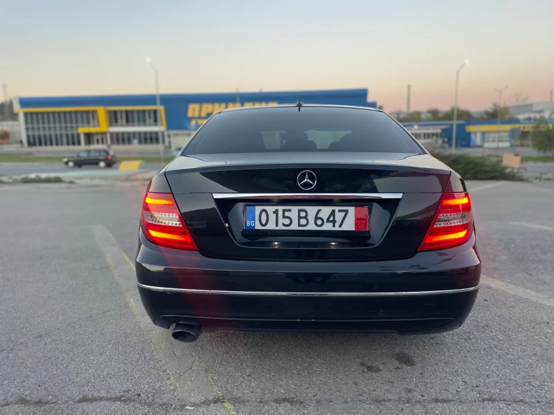 Mercedes-Benz C 200, снимка 6 - Автомобили и джипове - 47734882