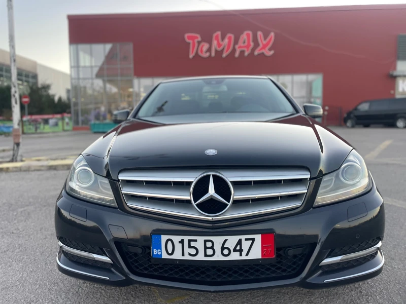 Mercedes-Benz C 200, снимка 2 - Автомобили и джипове - 47734882