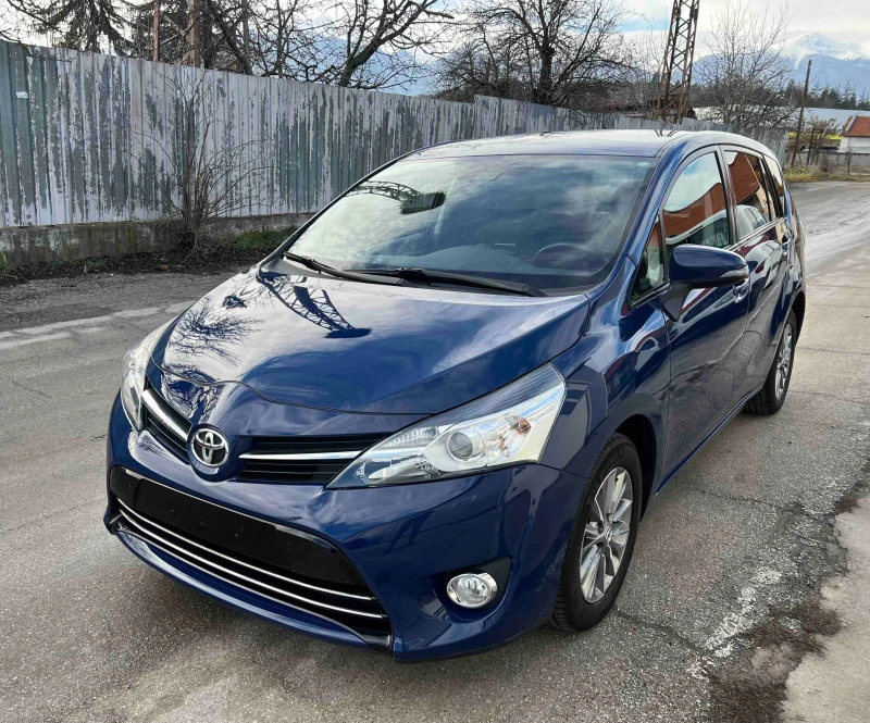 Toyota Verso 1.8VVTI Automat GAS, снимка 1 - Автомобили и джипове - 48500298