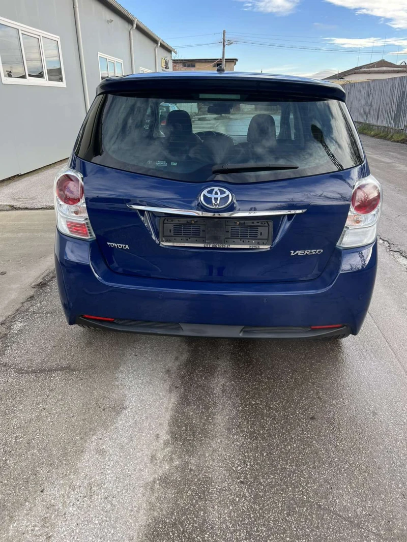 Toyota Verso 1.8VVTI Automat GAS, снимка 3 - Автомобили и джипове - 49538594