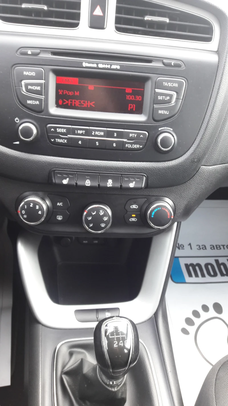 Kia Ceed 1.4i, снимка 16 - Автомобили и джипове - 48781178