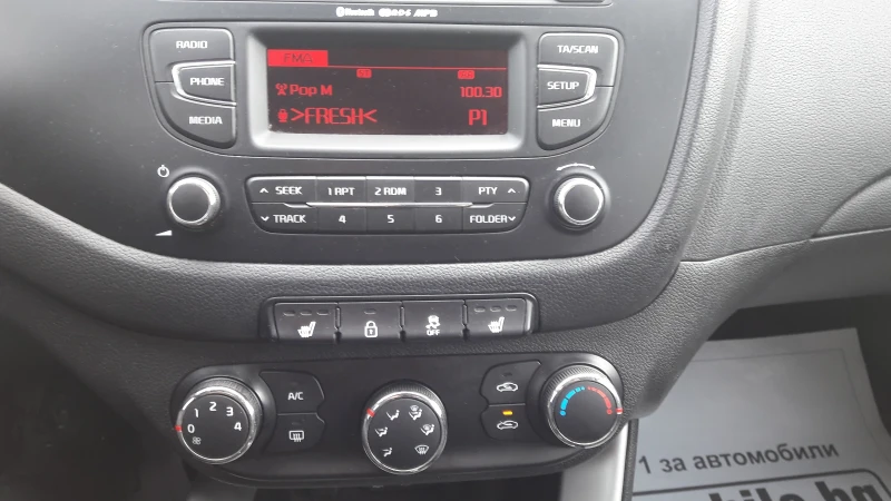 Kia Ceed 1.4i, снимка 15 - Автомобили и джипове - 48781178