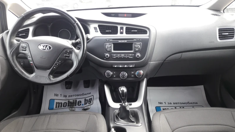 Kia Ceed 1.4i, снимка 13 - Автомобили и джипове - 48781178