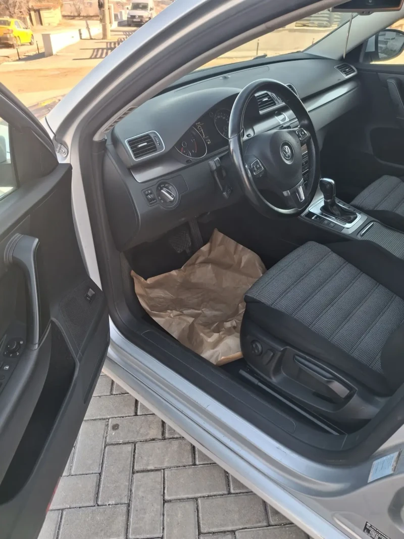 VW Passat 2.0 TDI 4X4 170hp DSG , снимка 10 - Автомобили и джипове - 48824104