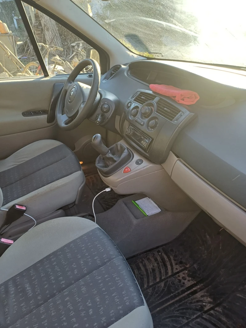 Renault Scenic, снимка 8 - Автомобили и джипове - 52971272