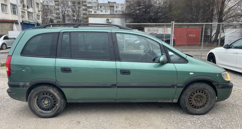 Opel Zafira 1.8 116 кс, снимка 7 - Автомобили и джипове - 52612527