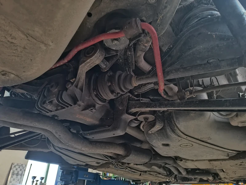 BMW 318 Без двигател, снимка 9 - Автомобили и джипове - 52745951