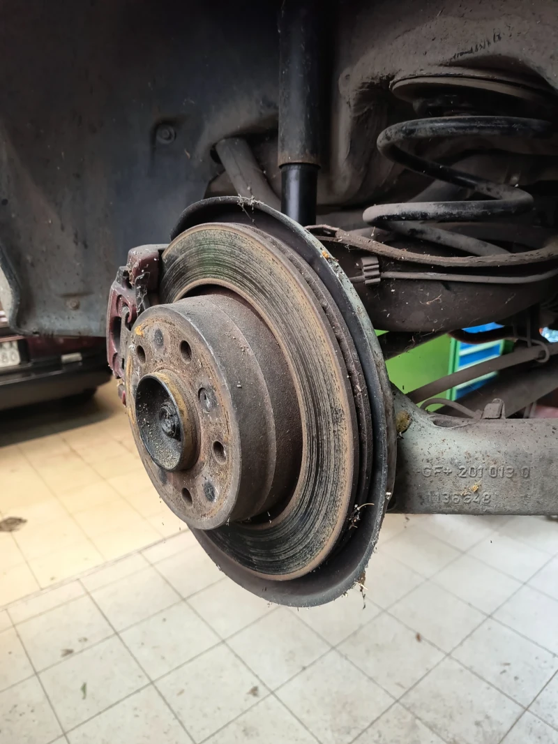 BMW 318 Без двигател, снимка 11 - Автомобили и джипове - 52745951