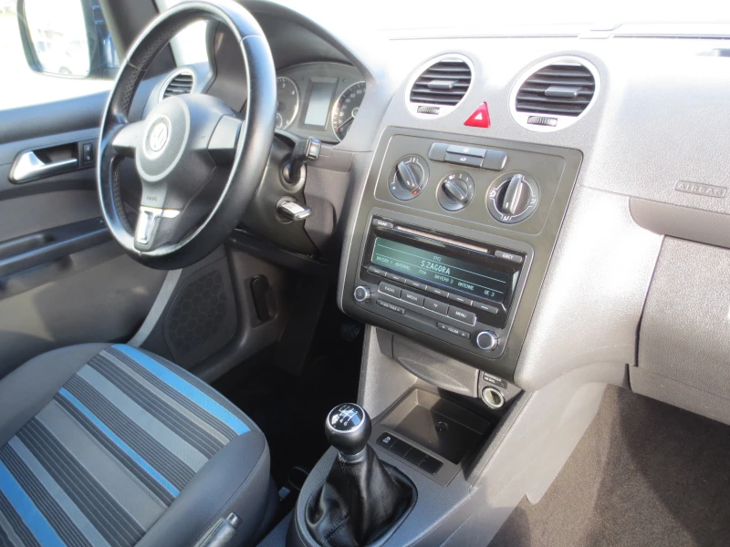 VW Caddy 2.0 TDI , снимка 15 - Автомобили и джипове - 52917034