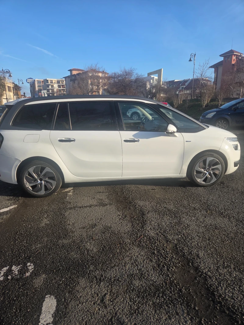 Citroen Grand C4 Picasso, снимка 7 - Автомобили и джипове - 53262145