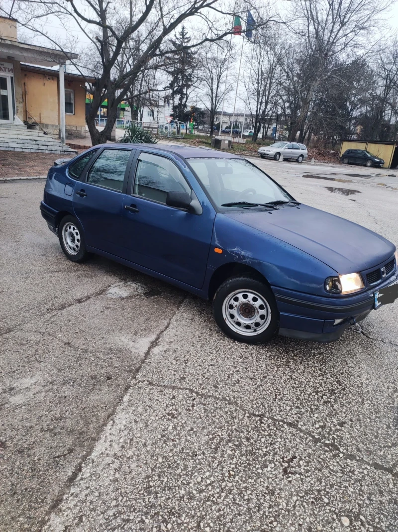 Seat Cordoba, снимка 2 - Автомобили и джипове - 53300215