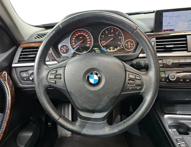 BMW 320 d | Mobile.bg   11