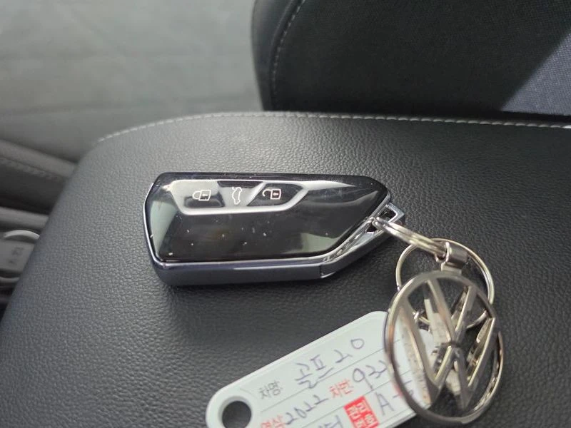 VW Golf 2.0 TDI PRESTIGE, снимка 13 - Автомобили и джипове - 56039696