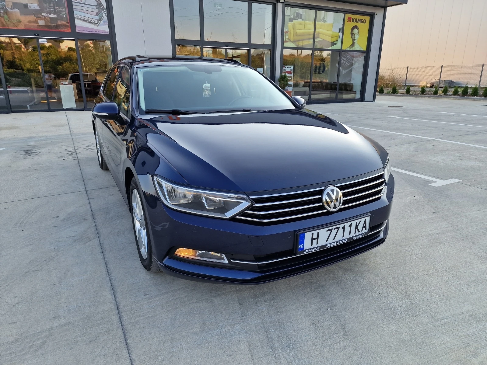 VW Passat 2.0tdi 150k.c* KeylessGo* Панорама* Масаж* Евро6*  - изображение 3