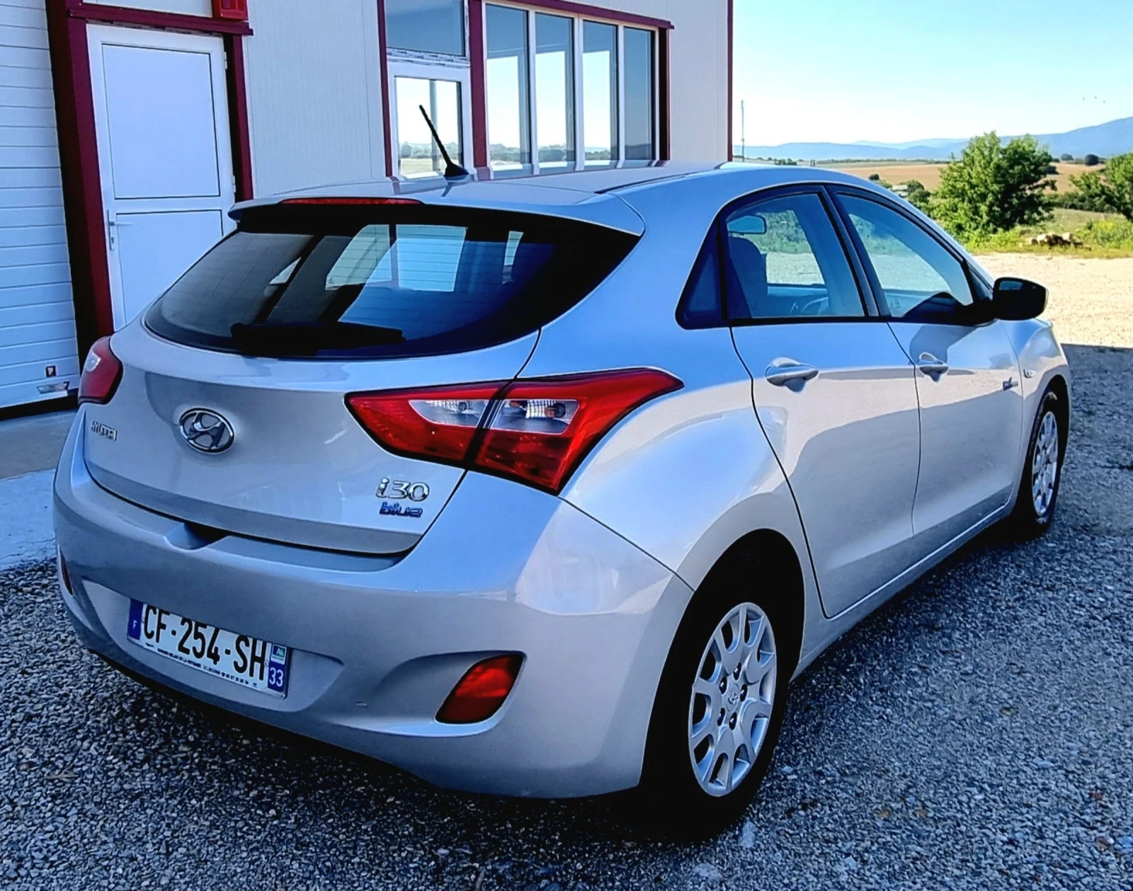 Hyundai I30 1.6 crdi 110к.с. - изображение 5