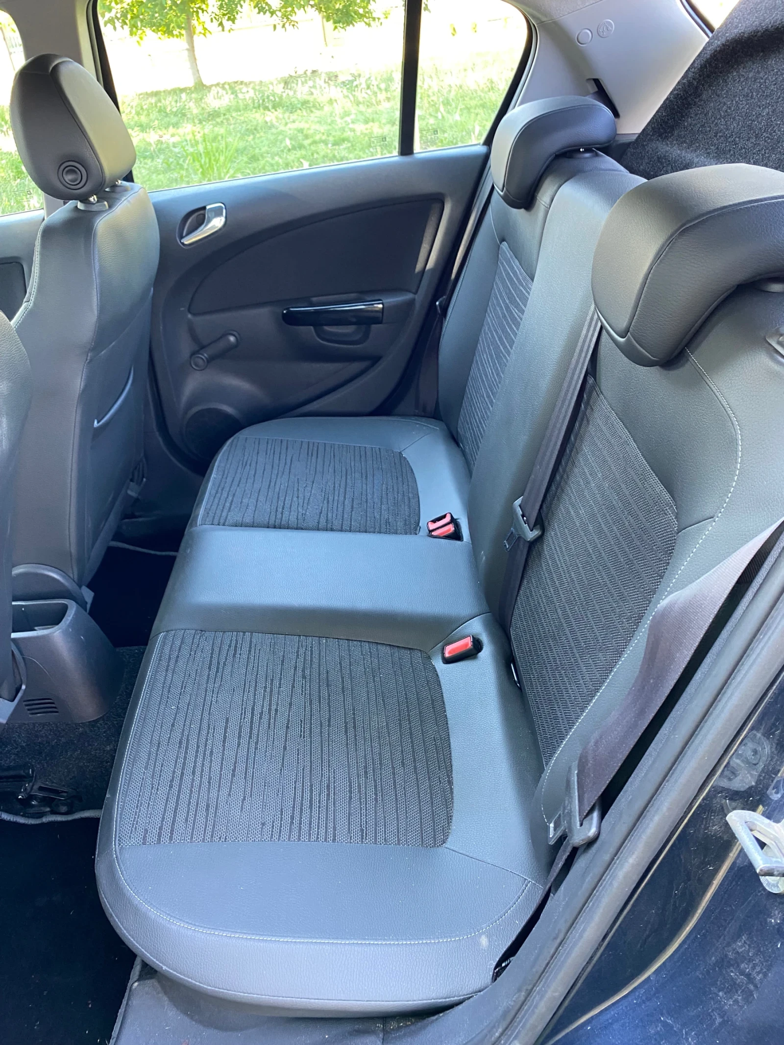 Opel Corsa 1.2 газ/бензин - изображение 8