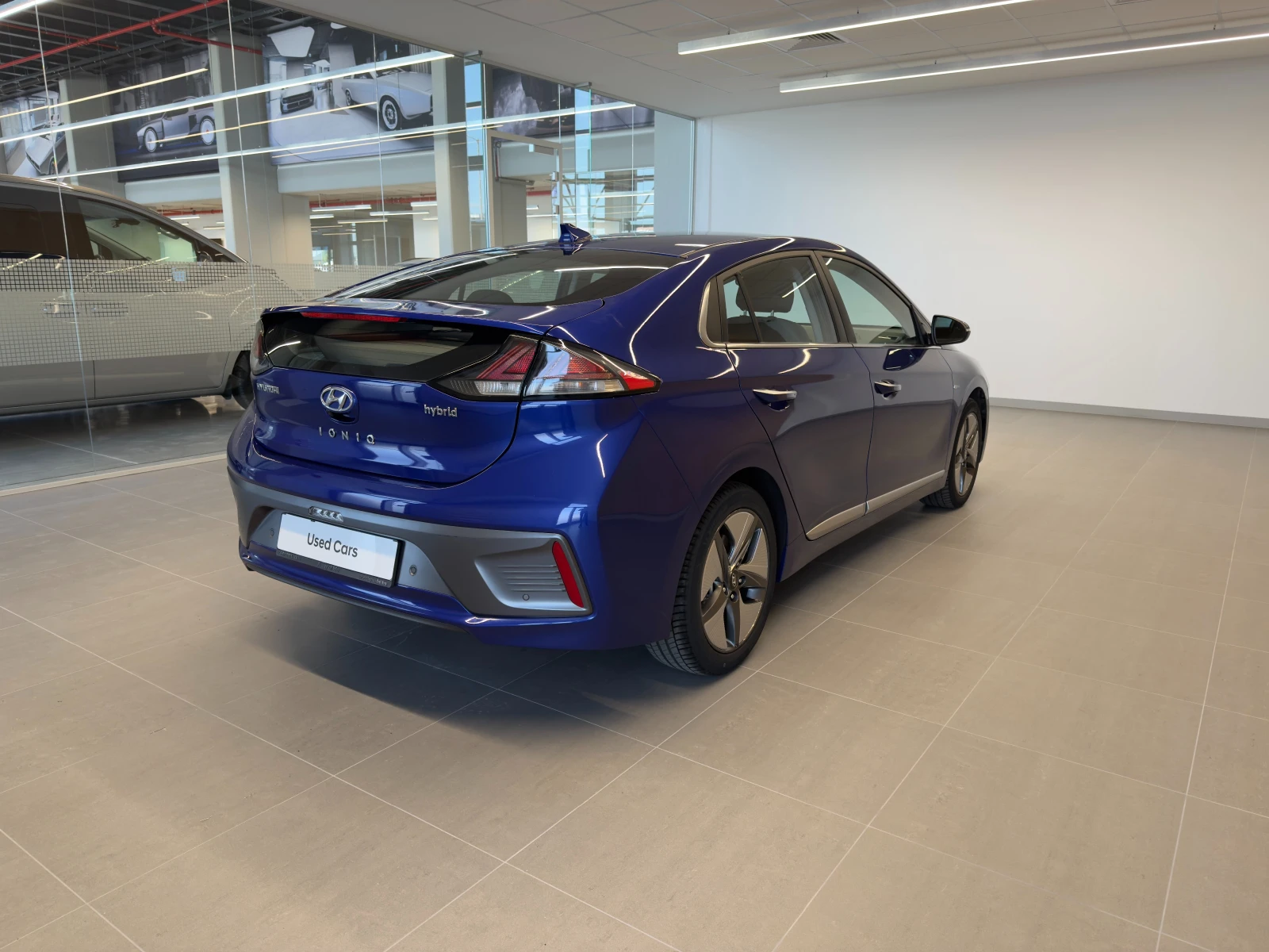 Hyundai Ioniq EXCLUSIVE Hybrid - изображение 3