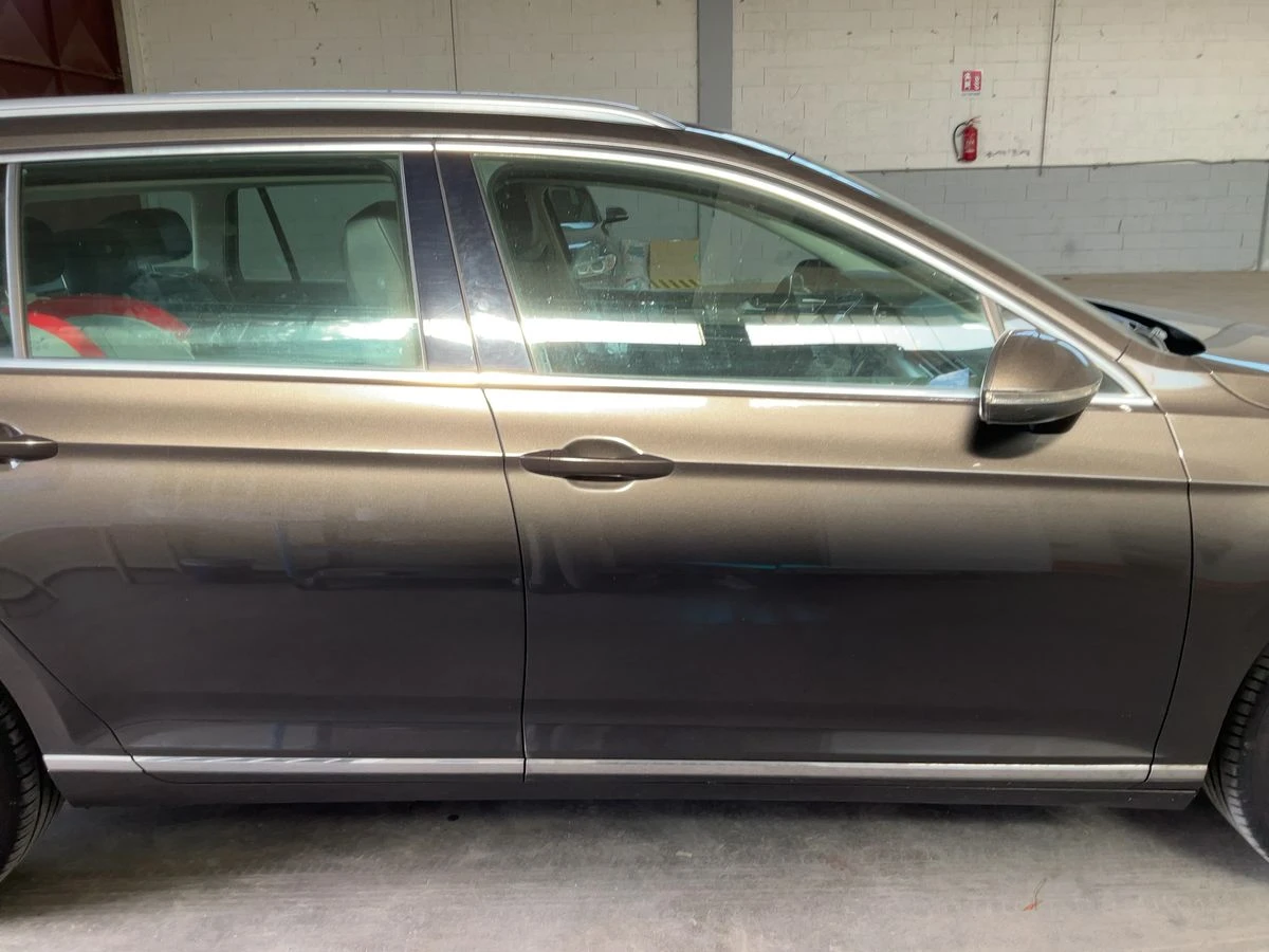 VW Passat 2.0 TDI Executive BluMotionTech - изображение 7