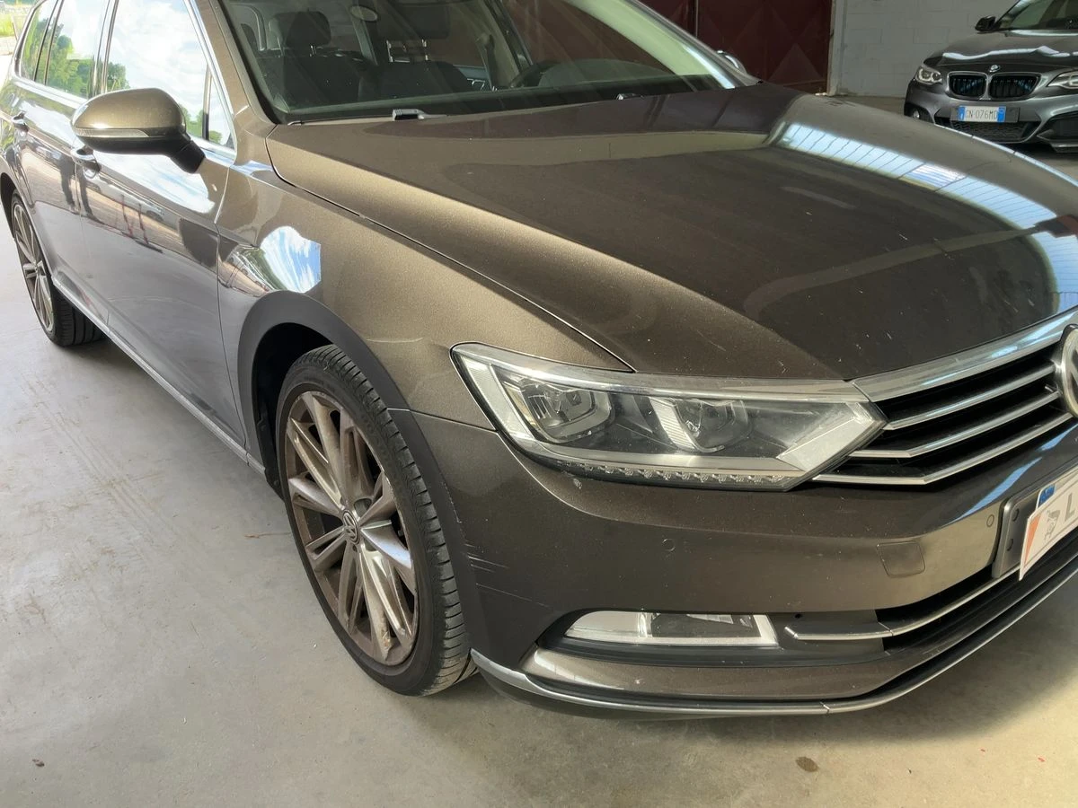 VW Passat 2.0 TDI Executive BluMotionTech - изображение 8