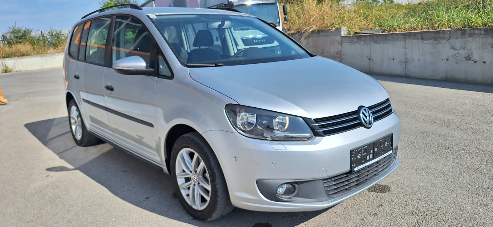 VW Touran ПЕРФЕКТНА!!! - изображение 3