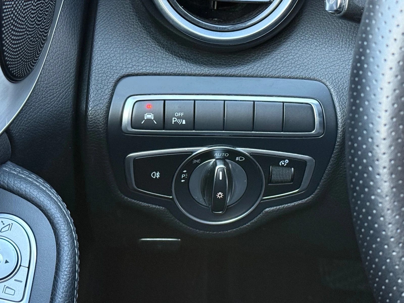 Mercedes-Benz C 220 d 4-MATIC 9G-TRONIC !! SPORT !!! ТОП СЪСТОЯНИЕ ! ! | Mobile.bg — изображение 13