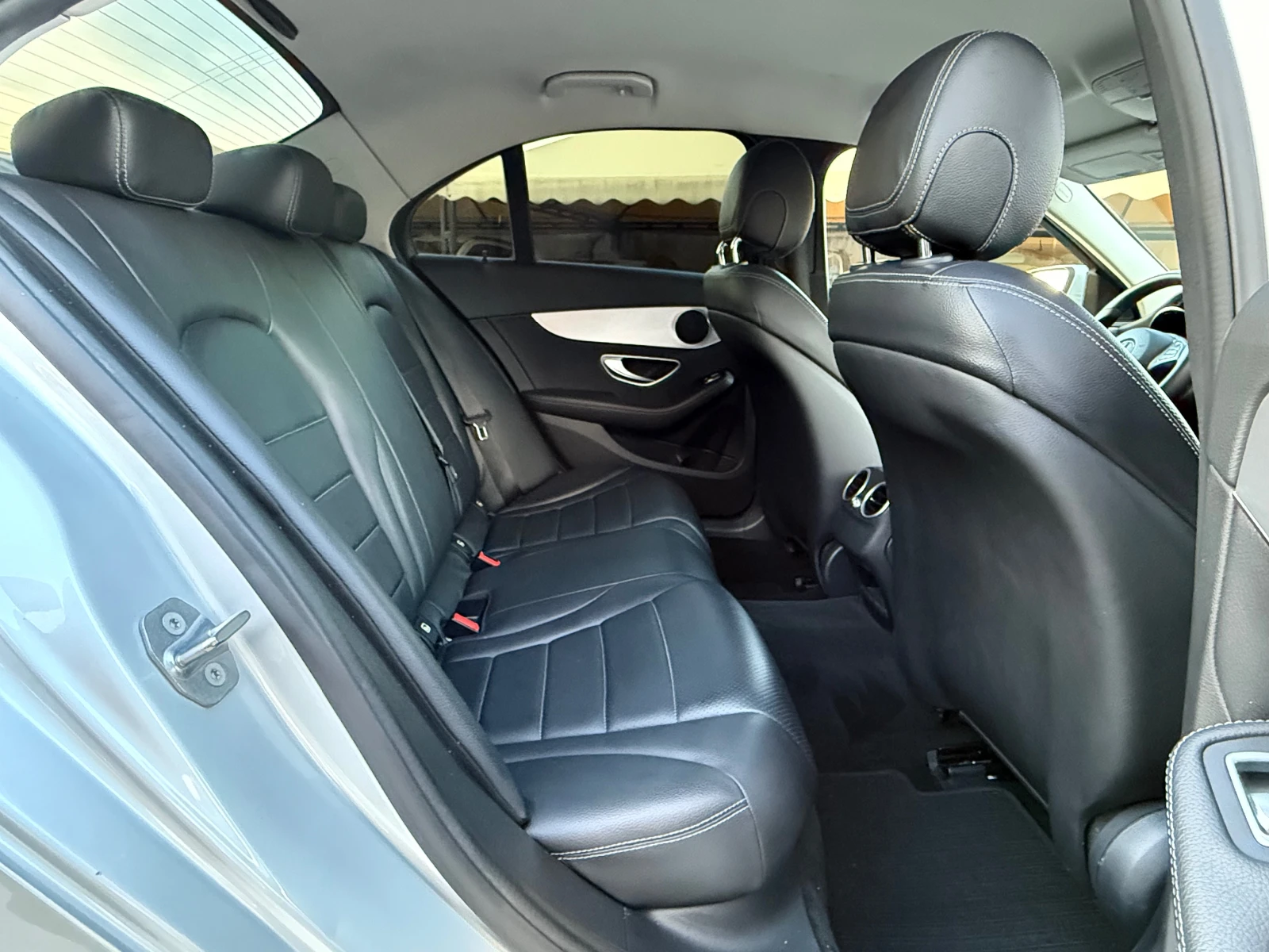 Mercedes-Benz C 220 d 4-MATIC 9G-TRONIC !! SPORT !!! ТОП СЪСТОЯНИЕ ! ! | Mobile.bg — изображение 15