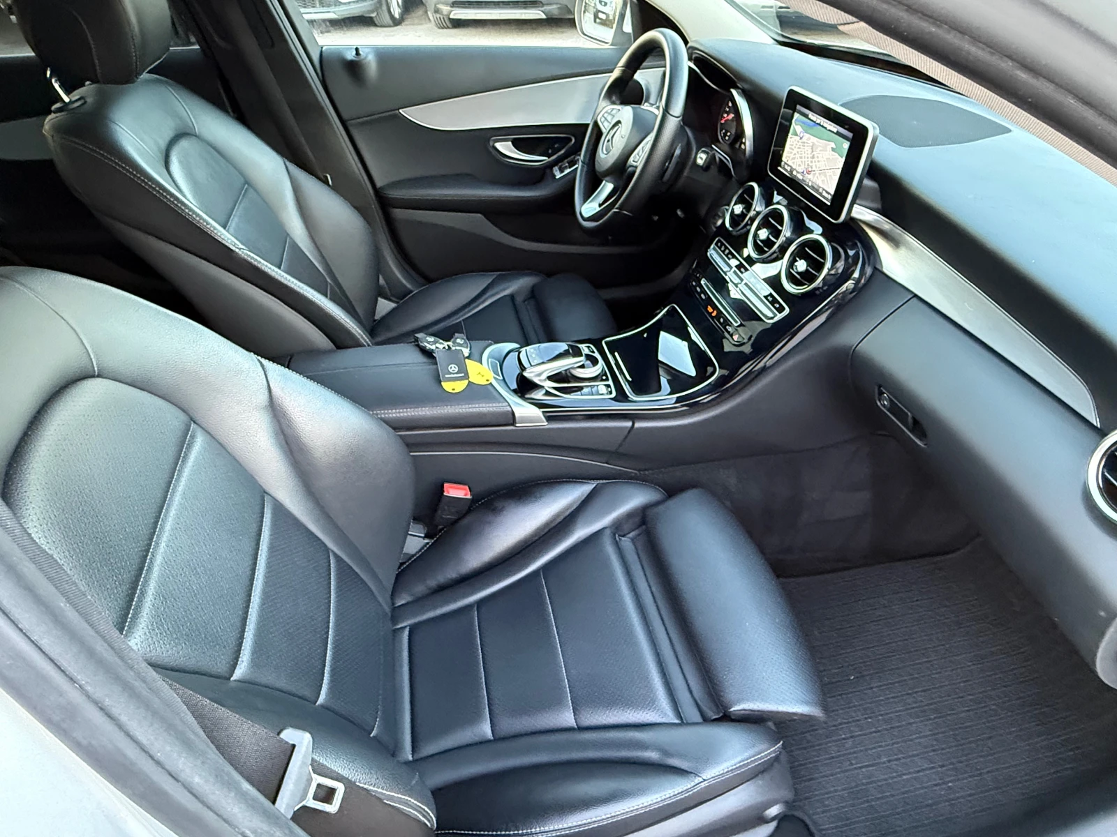 Mercedes-Benz C 220 d 4-MATIC 9G-TRONIC !! SPORT !!! ТОП СЪСТОЯНИЕ ! ! | Mobile.bg — изображение 14