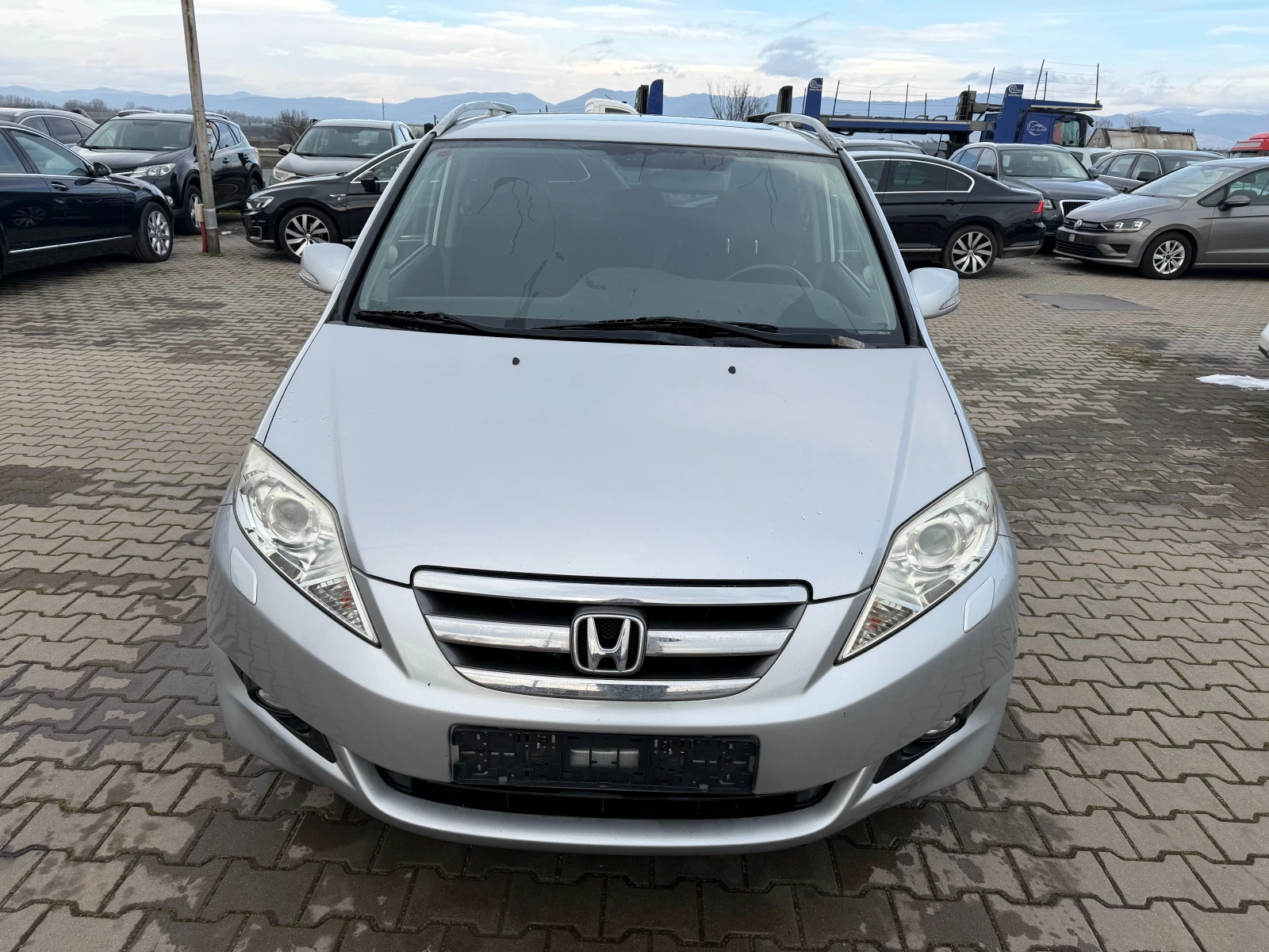 Honda Fr-v 2.0VTEC EURO 4 - изображение 3