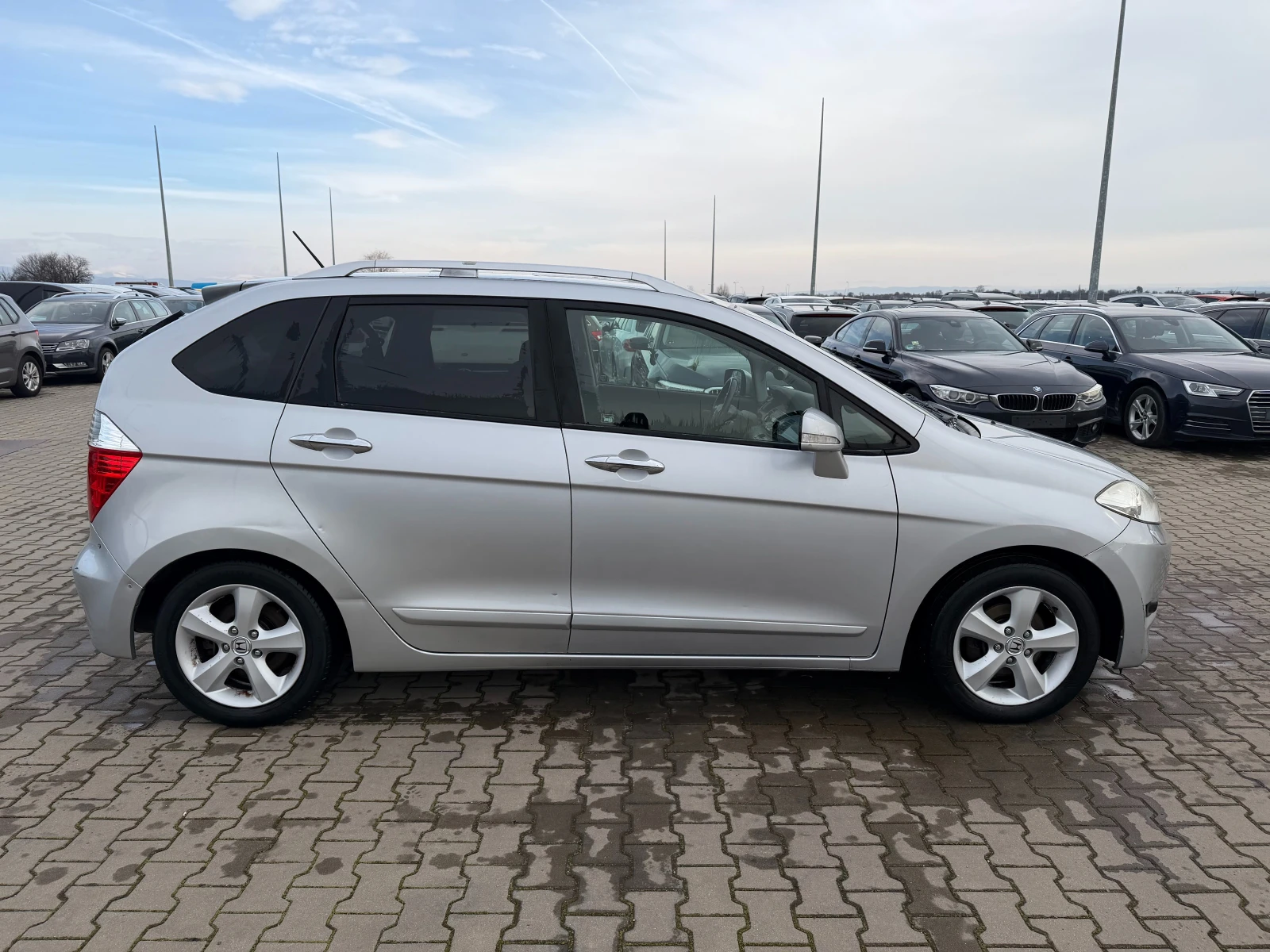Honda Fr-v 2.0VTEC EURO 4 - изображение 5