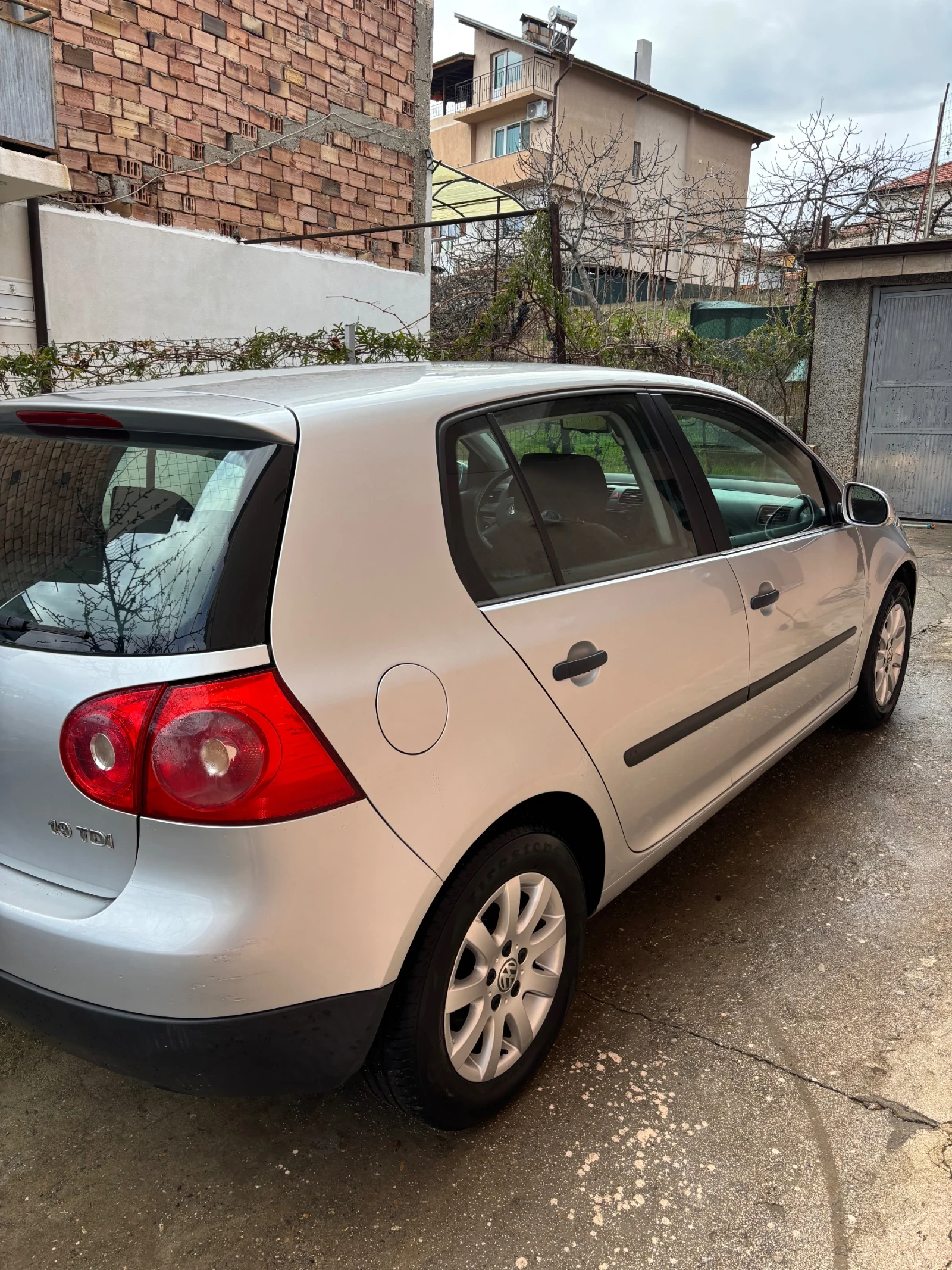 VW Golf 1.9 - изображение 5