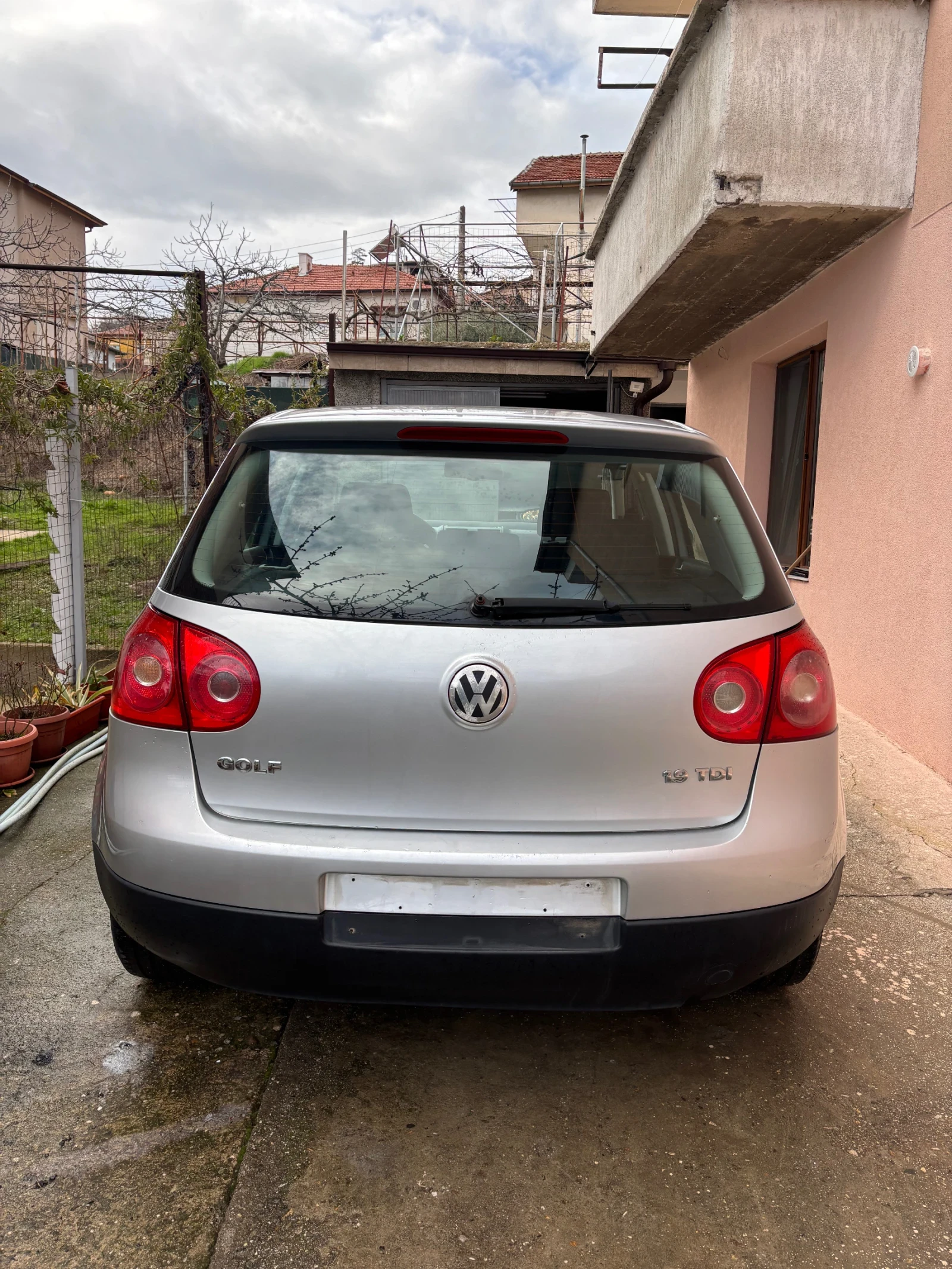 VW Golf 1.9 - изображение 4