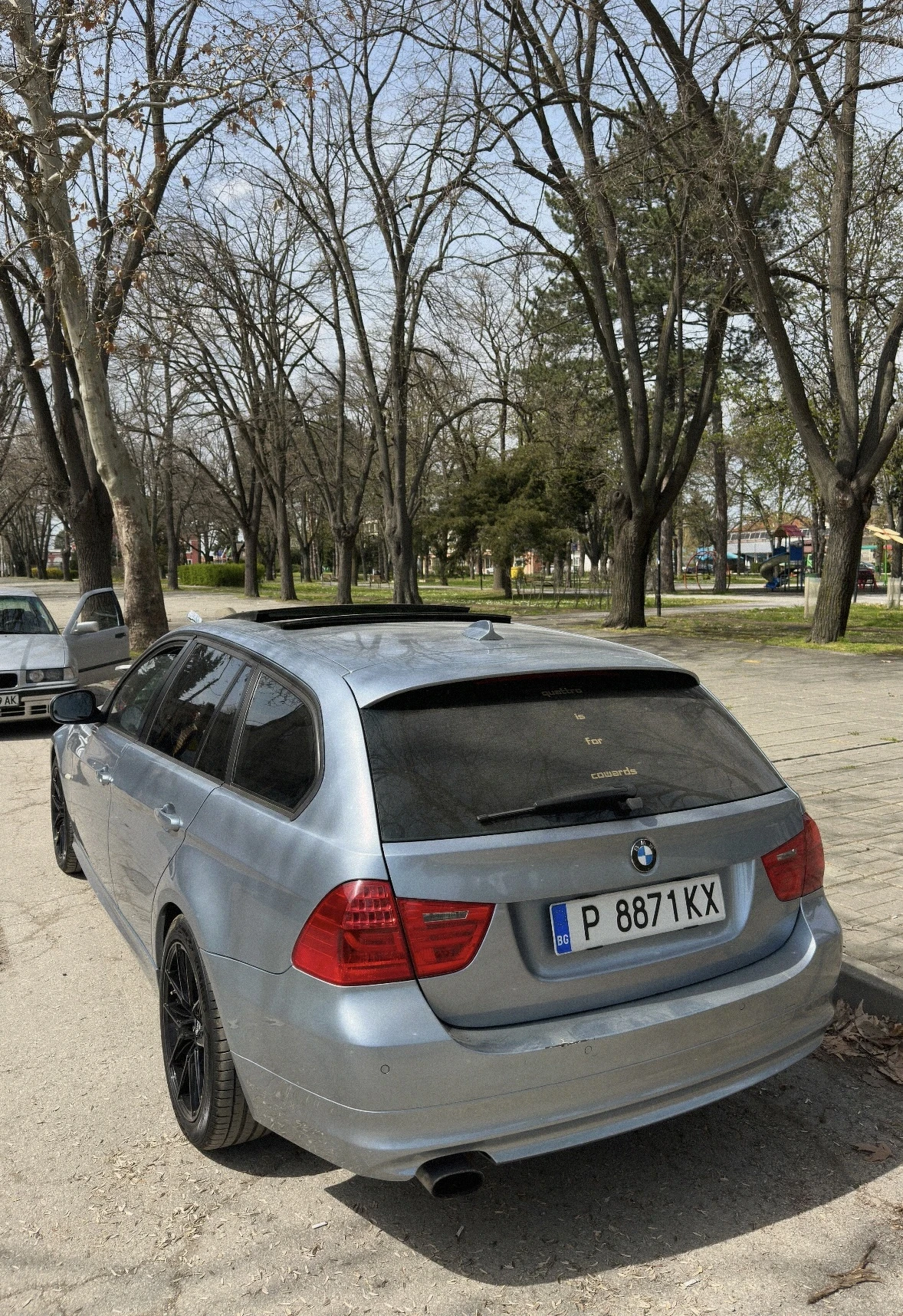 BMW 320, снимка 4 - Автомобили и джипове - 54180532