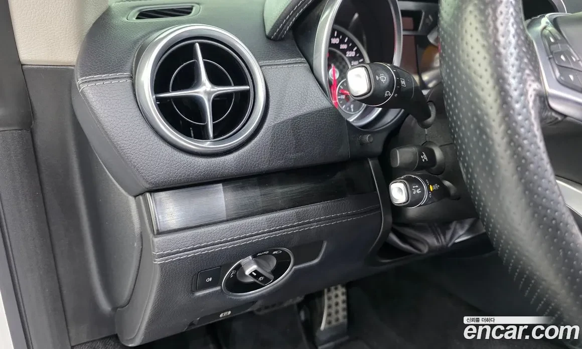 Mercedes-Benz SL 400 AIRSCARF * Обдухване * `Hardtop , снимка 13 - Автомобили и джипове - 54318029